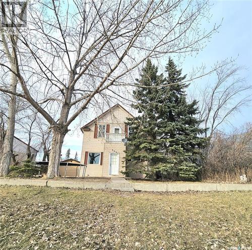 464 1St Avenue E, Melville, SK - Outdoor