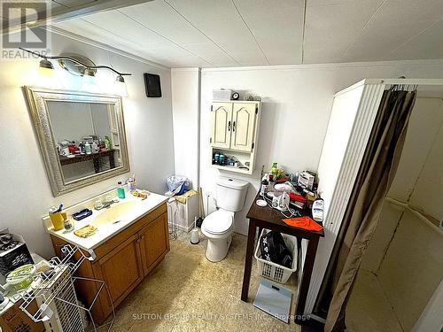 42 Ingleside Drive, Kitchener, ON - Indoor Photo Showing Bathroom