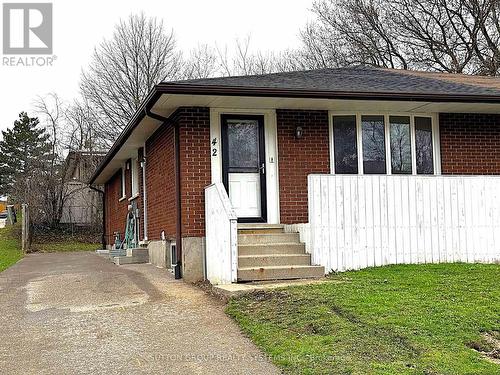 42 Ingleside Drive, Kitchener, ON - Outdoor