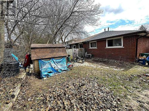 42 Ingleside Drive, Kitchener, ON - Outdoor