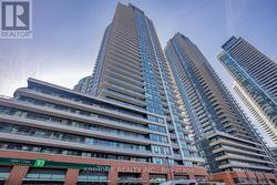 304 - 2212 LAKESHORE BOULEVARD W Toronto, ON M8V 0C2