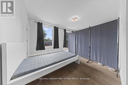 560 Queen Mary Street, Ottawa, ON - Indoor