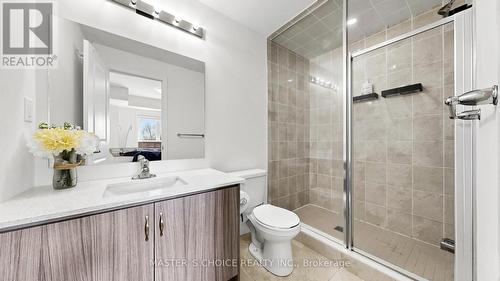 1404 - 56 Elizabeth Street, Richmond Hill, ON - Indoor Photo Showing Bathroom