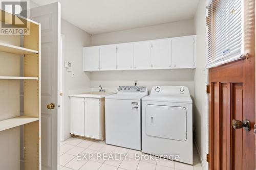 Main - 61 Dundee Crescent, Markham, ON - Indoor Photo Showing Laundry Room