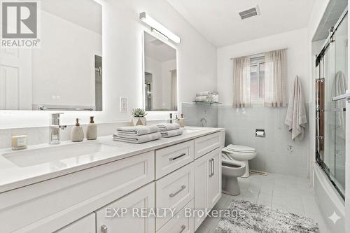 Main - 61 Dundee Crescent, Markham, ON - Indoor Photo Showing Bathroom