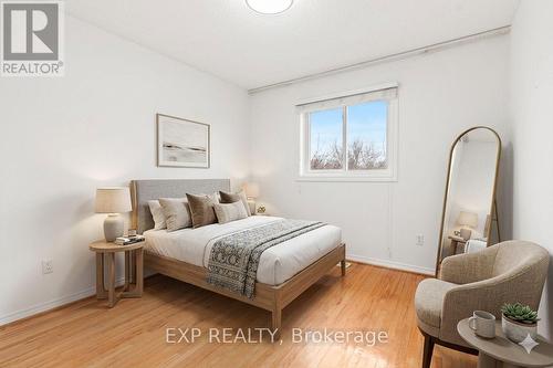 Main - 61 Dundee Crescent, Markham, ON - Indoor Photo Showing Bedroom