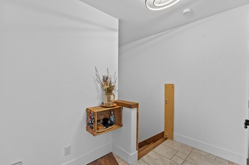 Hall d'entrée/Vestibule - 11 Ch. Twin-Lake, Arundel, QC - Indoor Photo Showing Other Room