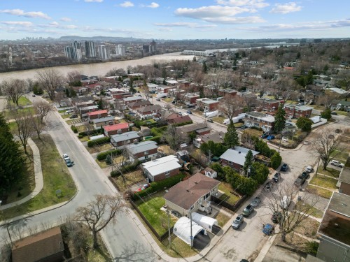 Photo aérienne - 3874 Rue Bergevin, Laval (Saint-Vincent-De-Paul), QC - Outdoor With View