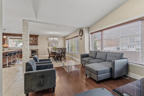 Salon - 3874 Rue Bergevin, Laval (Saint-Vincent-De-Paul), QC - Indoor Photo Showing Living Room With Fireplace