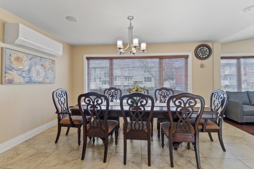 Salle à manger - 3874 Rue Bergevin, Laval (Saint-Vincent-De-Paul), QC - Indoor Photo Showing Dining Room