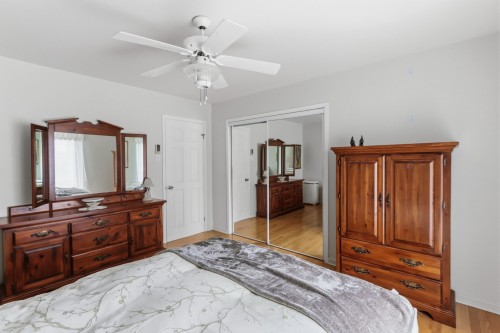Chambre à coucher principale - 825 Ch. Rhéaume, Saint-Michel, QC - Indoor Photo Showing Bedroom