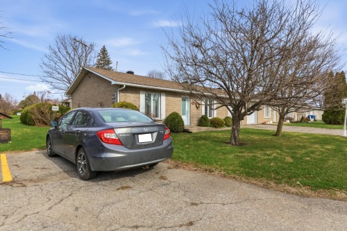 Stationnement - 825 Ch. Rhéaume, Saint-Michel, QC - Outdoor