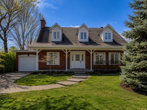 266 Rue des Vosges  Saint-Lambert, QC J4S 1M2