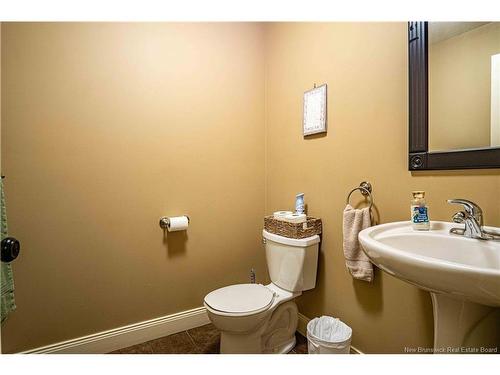 71 Peters Dr, Fredericton, NB 