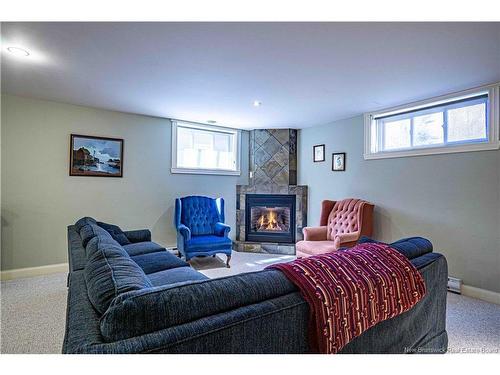 71 Peters Dr, Fredericton, NB 