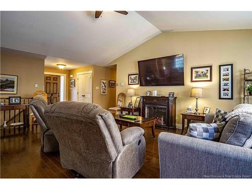 71 Peters Dr, Fredericton, NB 