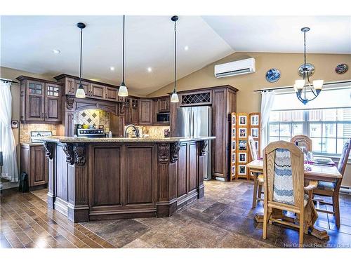 71 Peters Dr, Fredericton, NB 