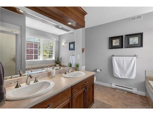 142 Du Golf St, Dieppe, NB 