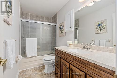 2393 Dalebrook Drive, Oakville, ON - Indoor Photo Showing Bathroom