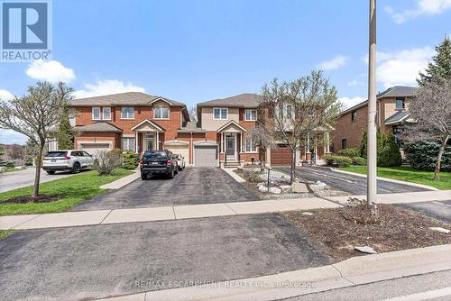 2393 Dalebrook Drive, Oakville, ON - Outdoor With Facade