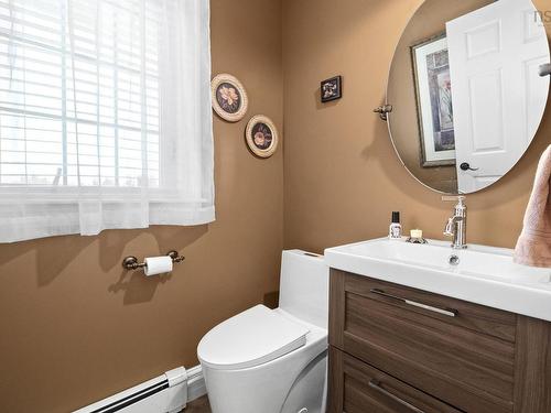 220 Wright Lake Run, Upper Tantallon, NS 