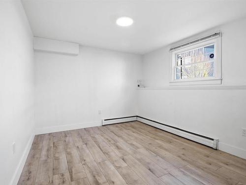 26 Woodcrest Avenue, Halifax, NS 