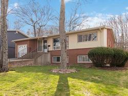 71 Woodward Crescent  Halifax, NS B3M 1J6