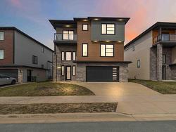385 Starboard Drive  Halifax, NS B3M 4W5