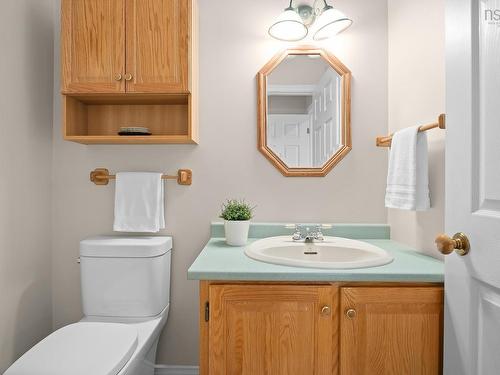 12 Falcon Place, Halifax, NS 