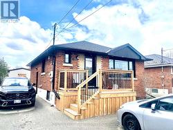 MAIN FL - 374 EAST 16TH STREET Hamilton, ON L9A 4K3