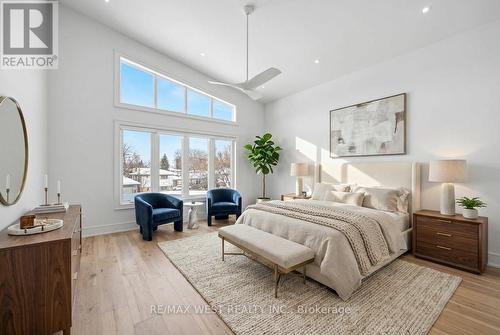 2267 Fifth Line W, Mississauga, ON - Indoor Photo Showing Bedroom