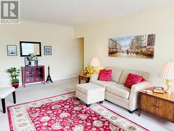 25 - 824 BRANT STREET Burlington, ON L7R 2J5