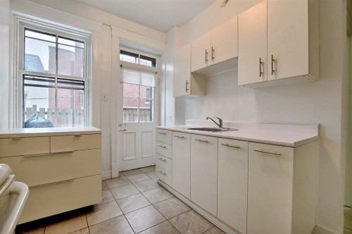Cuisine - 11-1375 Av. Greene, Westmount, QC - Indoor Photo Showing Kitchen