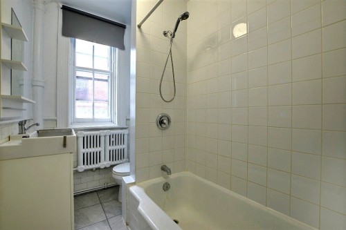 Salle de bains - 11-1375 Av. Greene, Westmount, QC - Indoor Photo Showing Bathroom