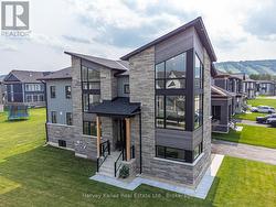 157 SPRINGSIDE CRESCENT Blue Mountains, ON L9Y 5L3