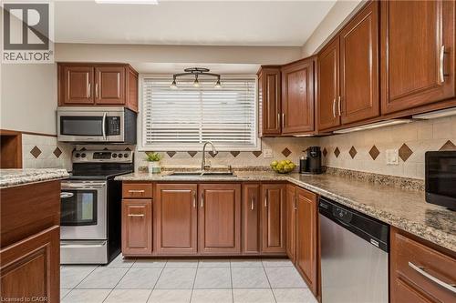 263 Guildwood Drive, Hamilton, ON - Indoor Photo Showing Kitchen With Stainless Steel Kitchen