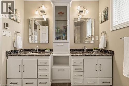 263 Guildwood Drive, Hamilton, ON - Indoor Photo Showing Bathroom