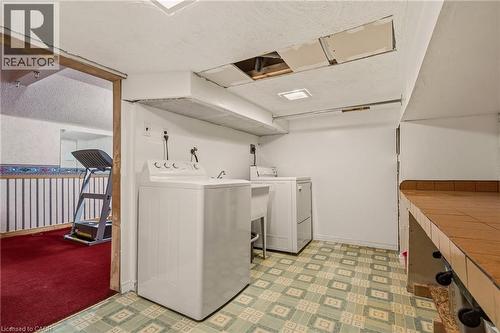 263 Guildwood Drive, Hamilton, ON - Indoor Photo Showing Laundry Room