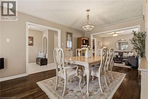 263 Guildwood Drive, Hamilton, ON - Indoor Photo Showing Dining Room