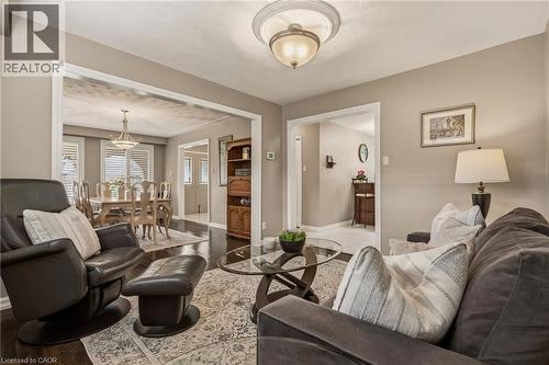 263 Guildwood Drive, Hamilton, ON - Indoor Photo Showing Living Room