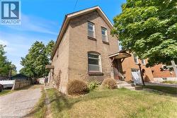 150 ELGIN Street Unit# UPPER Brantford, ON N3S 5A5