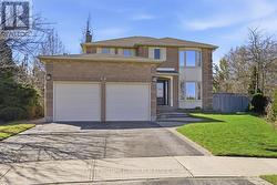 18 GENNER DRIVE Ajax (Central West), ON L1T 3J4