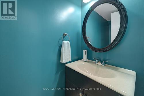 2 Piece Powder Room - 382 Verdon Private, Ottawa, ON - Indoor Photo Showing Bathroom