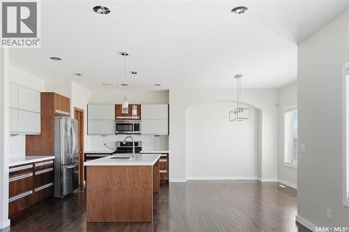 446 Pichler Crescent, Saskatoon, SK - Indoor Photo Showing Kitchen