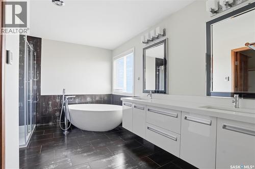 446 Pichler Crescent, Saskatoon, SK - Indoor Photo Showing Bathroom