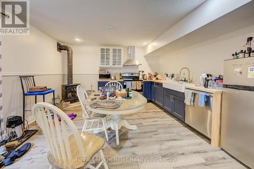 34 Eagle Drive, Stratford, ON - Indoor Photo Showing Dining Room