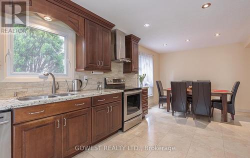 6564 Edenwood Drive, Mississauga, ON - Indoor Photo Showing Kitchen With Double Sink
