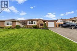 31 LEDUC Street W  Hamilton, ON L8T 4S3
