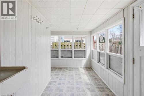 11 Gore Street, Cambridge, ON - Indoor Photo Showing Other Room