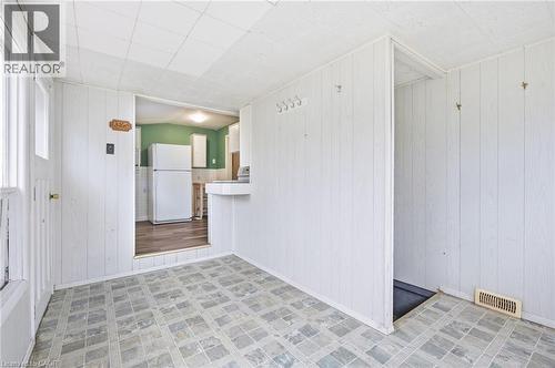 11 Gore Street, Cambridge, ON - Indoor Photo Showing Other Room